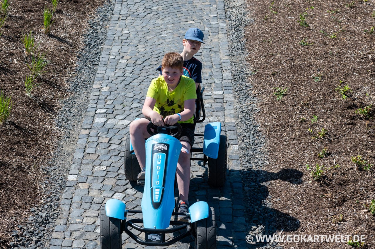 gokartwelt berg gokart laufrad testrecke romrod eroeffnung 0944 To reminisce: Europas größte Teststrecke für Gokarts