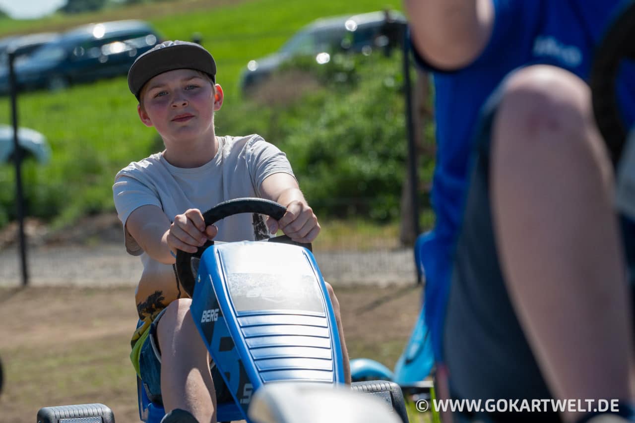 gokartwelt berg gokart laufrad testrecke romrod eroeffnung 0963 To reminisce: Europas größte Teststrecke für Gokarts