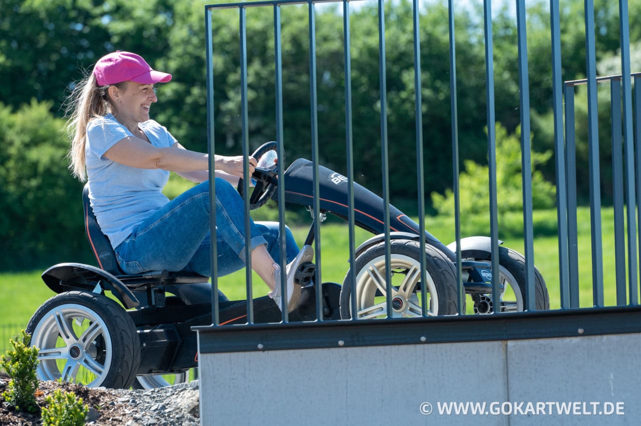 gokartwelt berg gokart laufrad testrecke romrod eroeffnung 0993 To reminisce: Europas größte Teststrecke für Gokarts