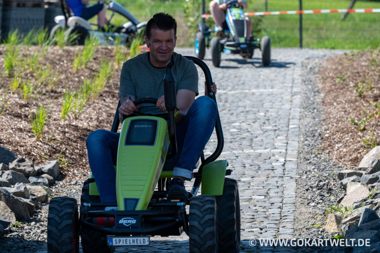 gokartwelt berg gokart laufrad testrecke romrod eroeffnung 1003 To reminisce: Europas größte Teststrecke für Gokarts