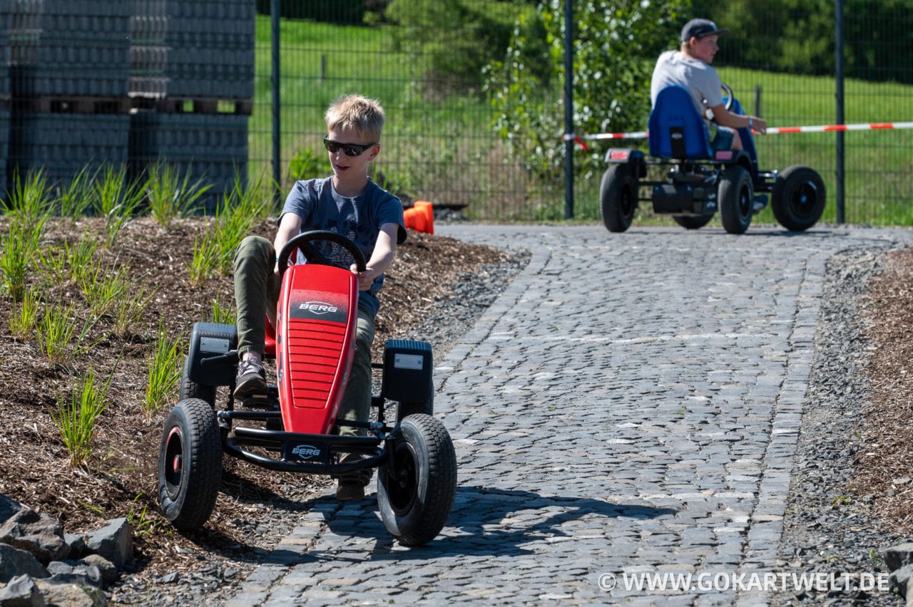 gokartwelt berg gokart laufrad testrecke romrod eroeffnung 1008 To reminisce: Europas größte Teststrecke für Gokarts