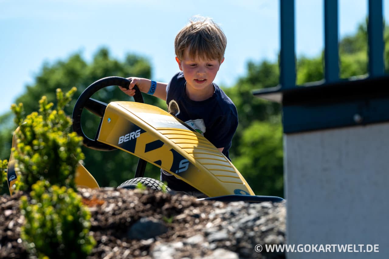 gokartwelt berg gokart laufrad testrecke romrod eroeffnung 1021 To reminisce: Europas größte Teststrecke für Gokarts