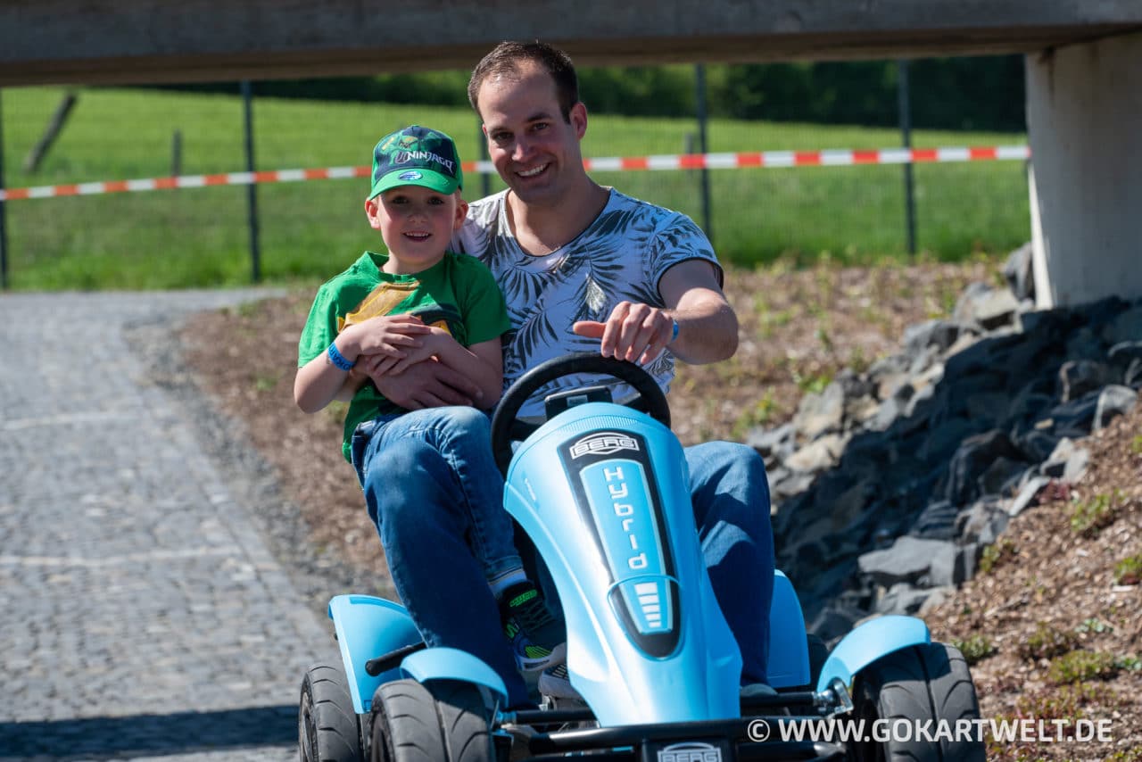 gokartwelt berg gokart laufrad testrecke romrod eroeffnung 1045 To reminisce: Europas größte Teststrecke für Gokarts