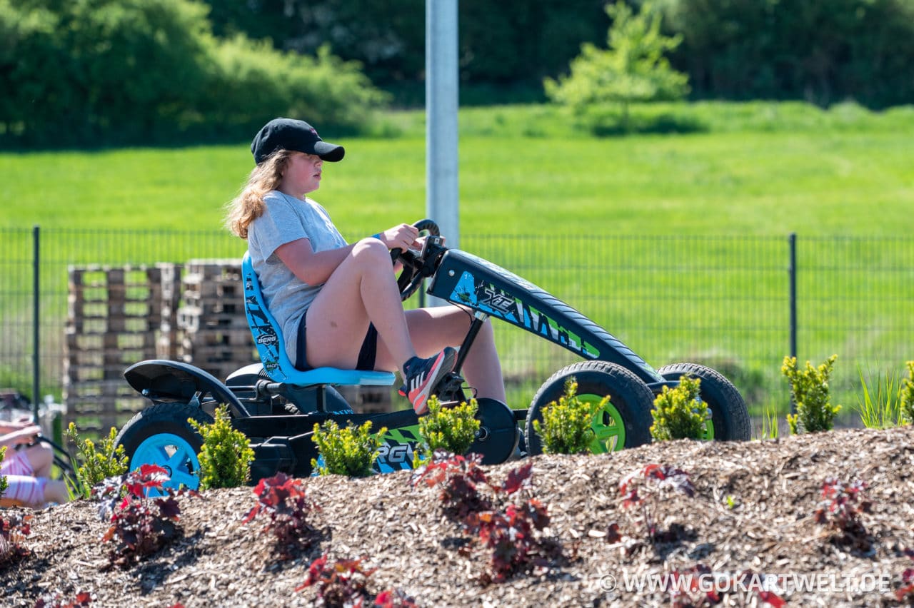 gokartwelt berg gokart laufrad testrecke romrod eroeffnung 1119 To reminisce: Europas größte Teststrecke für Gokarts