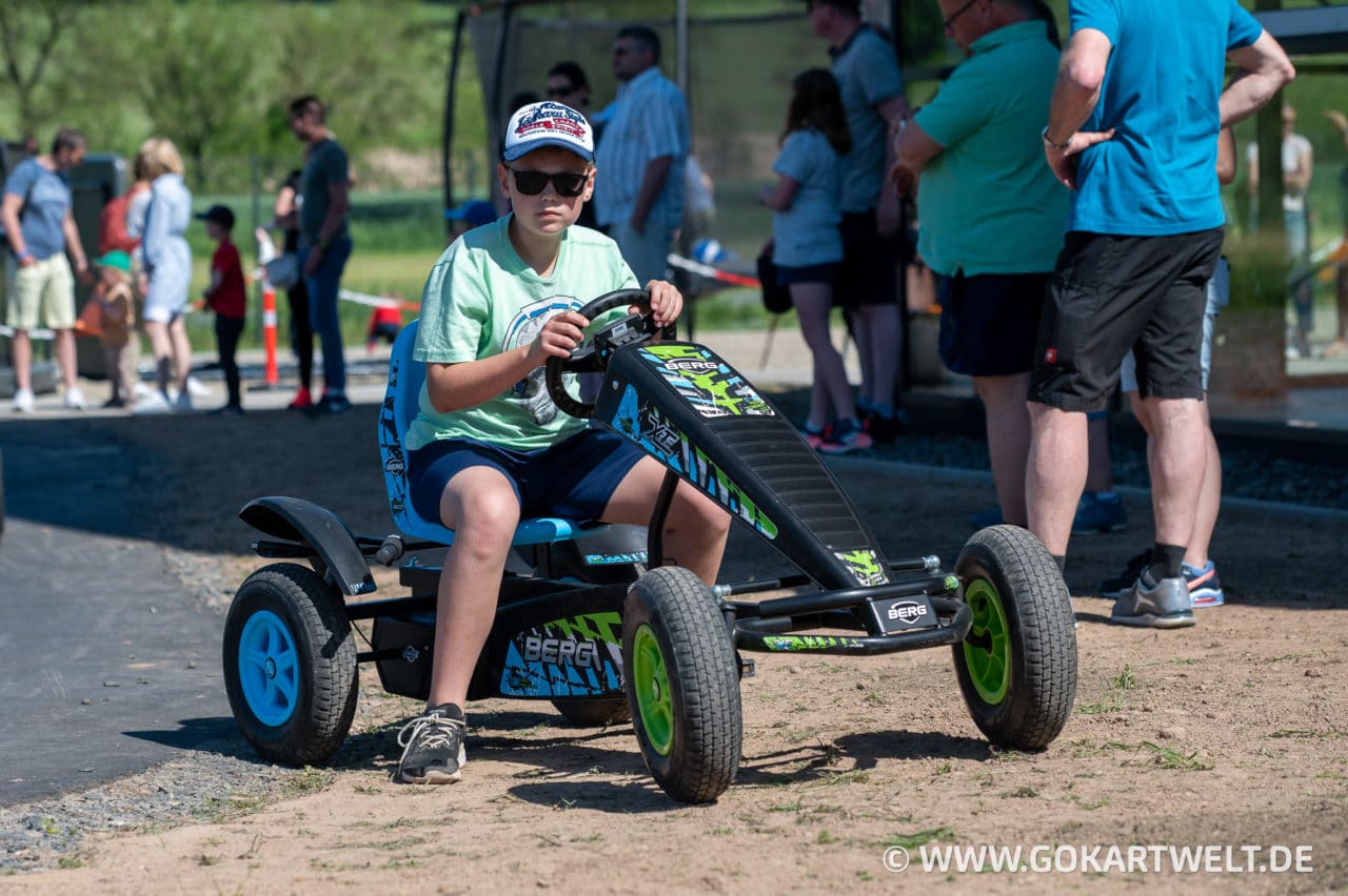 gokartwelt berg gokart laufrad testrecke romrod eroeffnung 1125 To reminisce: Europas größte Teststrecke für Gokarts