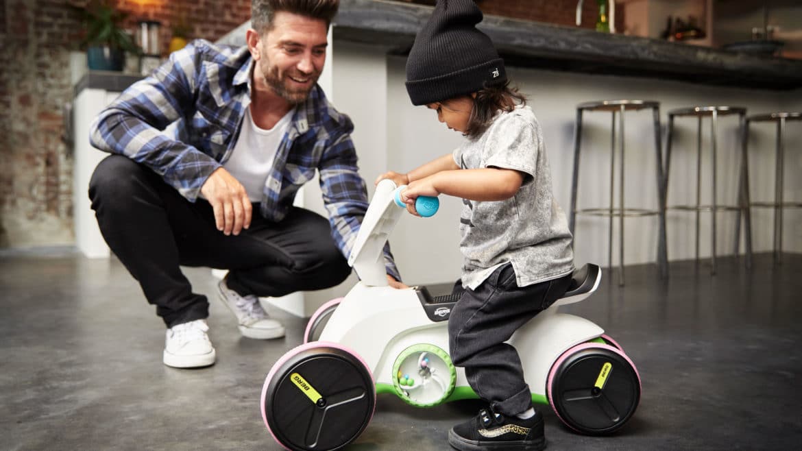 Das Berg GO Twirl ist das Kinderauto bzw. Rutschauto für die Allerkleinsten ab etwa 1 Jahr.