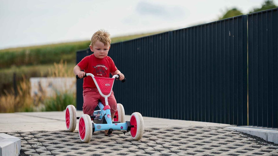 BERG Buzzy Pedal-Gokart mit EVA-Reifen