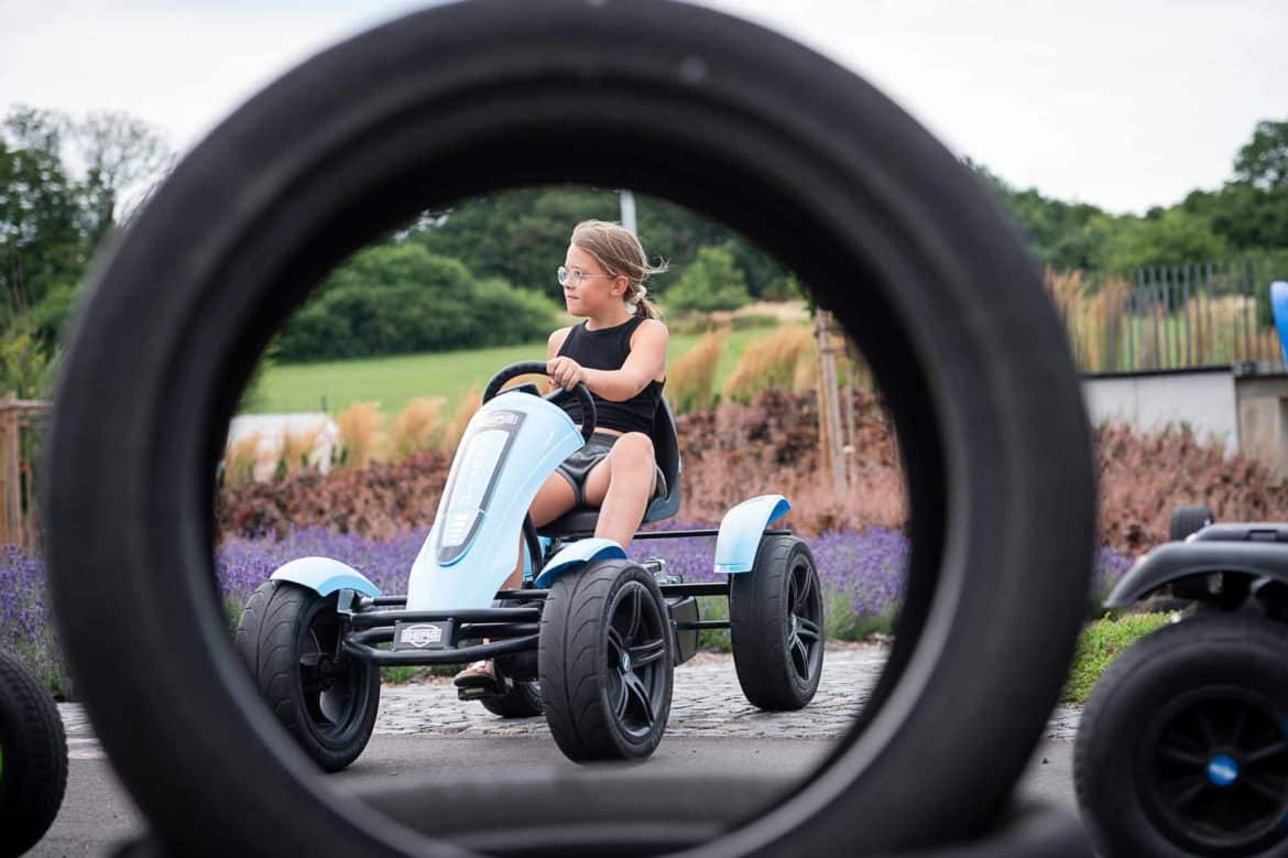 Wir vergleichen das BERG Pedal-Gokart mit dem kultigen Kettcar.